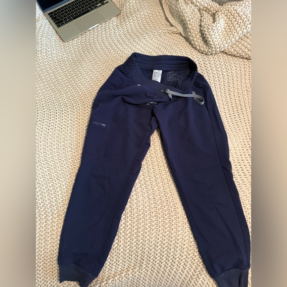 BUNDLE FIGS SMALL/PETITE - Picture 5 of 11